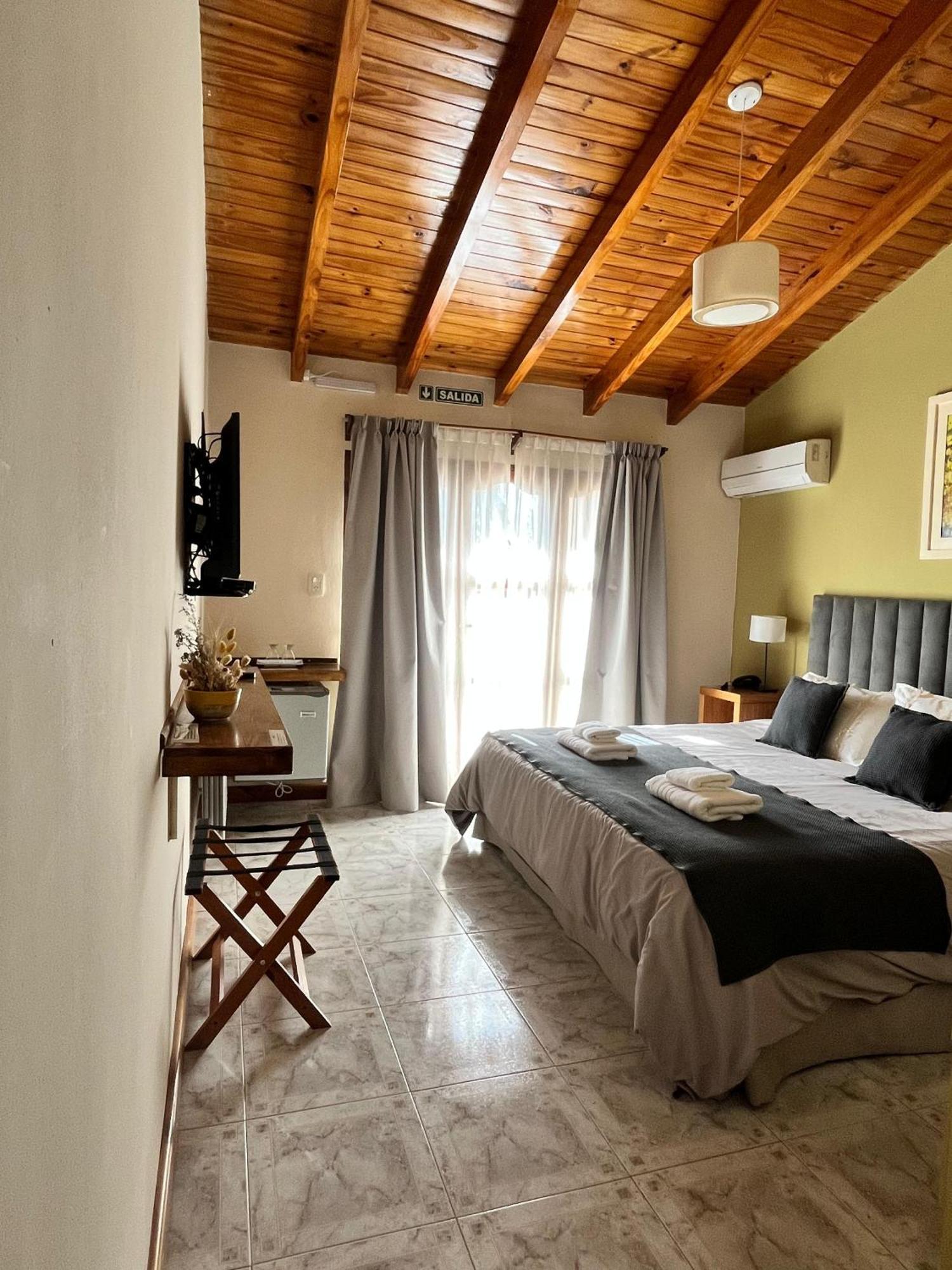 De Los Andes Hotel Boutique Lujan de Cuyo Εξωτερικό φωτογραφία